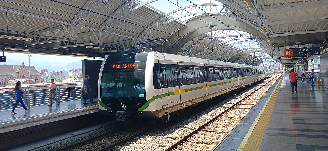 Medellin Metro train arriving at Cisneros station